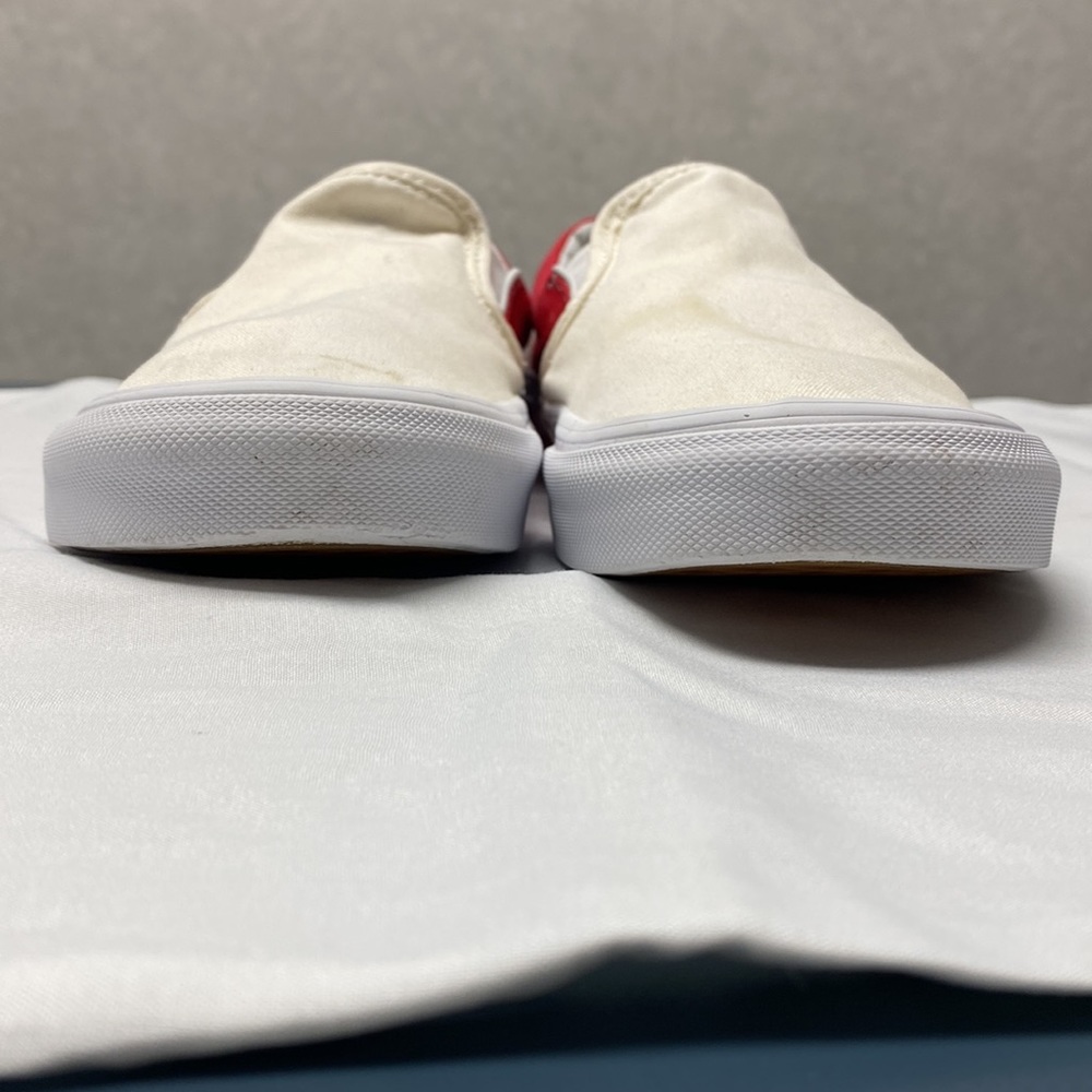 Vans - Picture 5 of 5